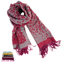 Load image into Gallery viewer, Animal Gift Boxed Scarf