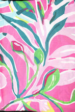 Load image into Gallery viewer, Floral Print Gift Boxed Scarf