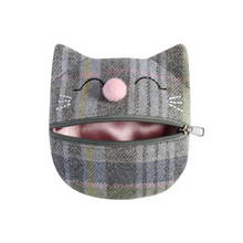 Load image into Gallery viewer, Tweed Cat Purse

