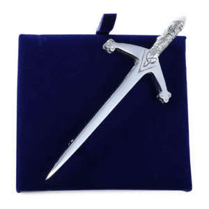 Pewter kilt pin with claymore design
