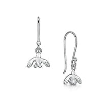 Load image into Gallery viewer, Snowdrop Small Drop Earrings
